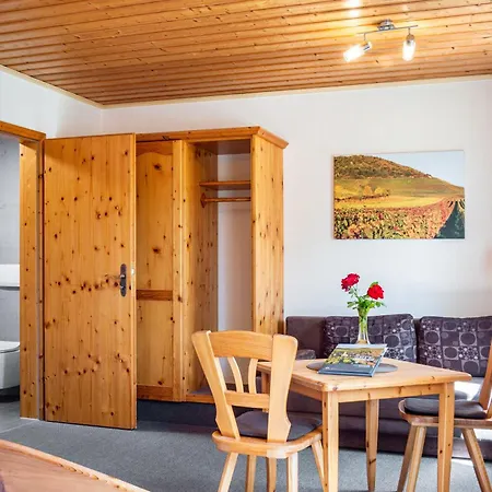 Wein- Und Gaestehaus Lutz 3* Iphofen