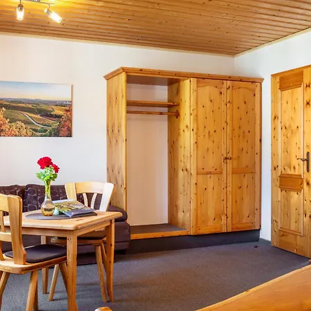 Wein- Und Gaestehaus Lutz 3* Iphofen